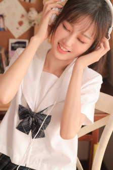 金发美人